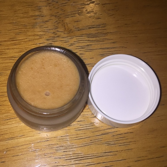 2x NIB NUXE Reve miel lip balms FULL SIZE - Picture 5 of 5